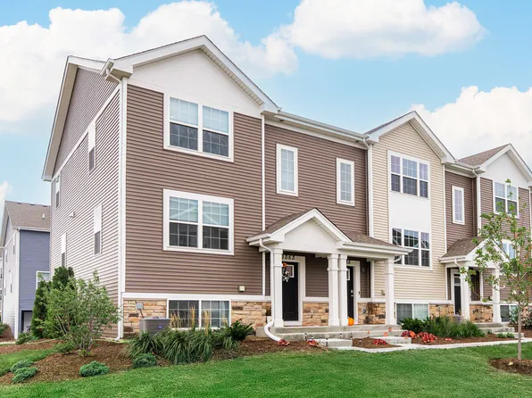 1053 Briar Glen Ct, Hampshire, IL 60140