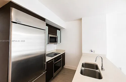 500 Brickell Ave #2904 Photo 1