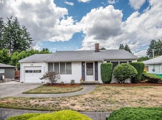 9014 NE Benjamin St, Portland, OR 97220