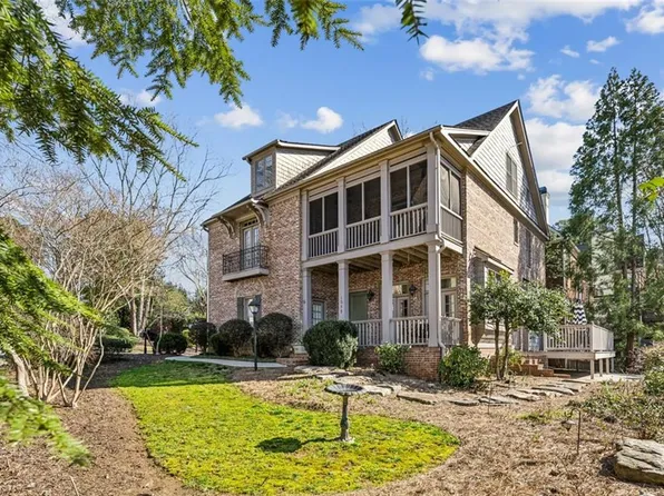 1059 Hedge Rose Ct NE, Atlanta, GA 30324