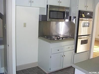 4th image of 208 Elmwood Dr