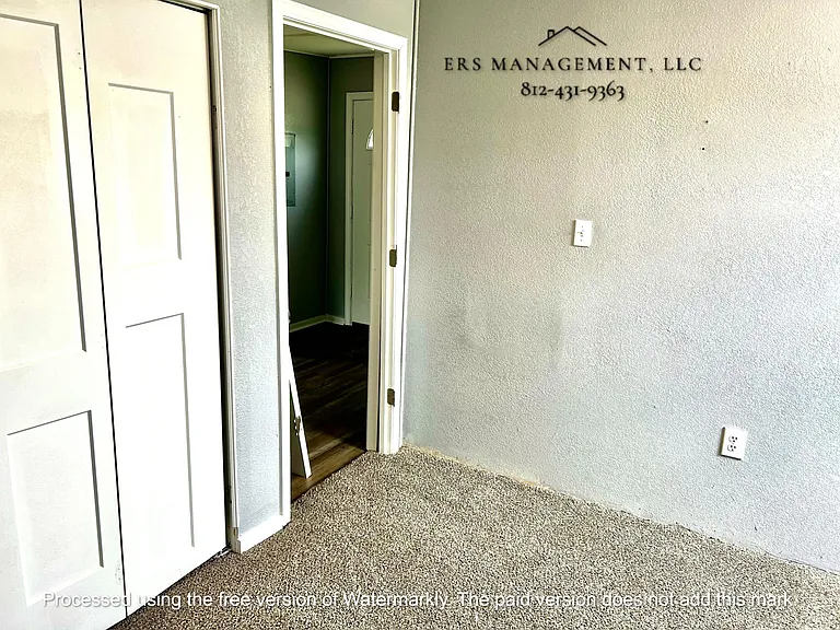 724 S 5th St #B — Photo 8