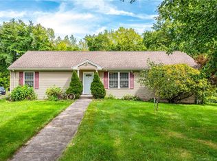 456 Connecticut Ave, Newington, CT 06111