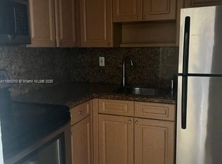 8007 W 6th Ave APT E, Hialeah, FL 33014