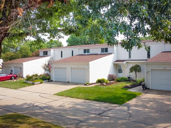 223 Deepwood Dr, Wadsworth, OH 44281