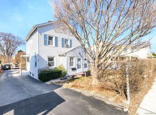 75 Soundview Ave, Stamford, CT 06902