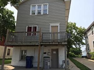 539 W Maple