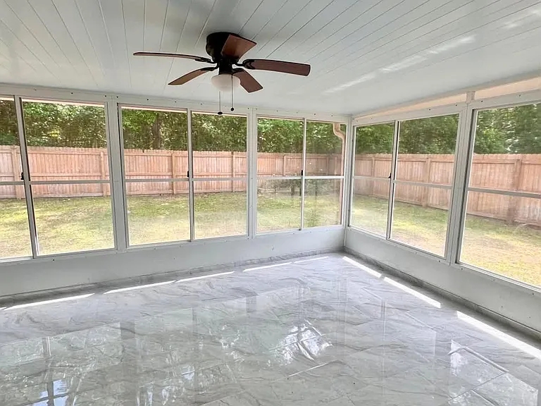 8250 Lakemont Dr — Photo 16
