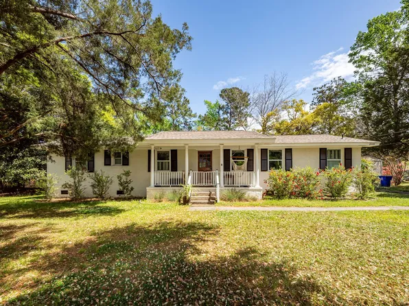 2045 Lake Ave, Charleston, SC 29414