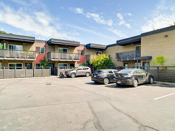 3rd image of 5220 42nd Ave S APT 209