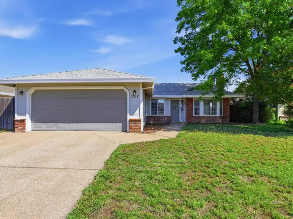 1707 Chateau Dr, Arboga, CA 95961