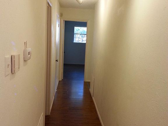 2nd image of 426 Bedford Dr