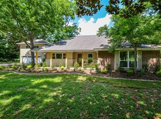 3017 Bowser Rd, Weston Lakes, TX 77441