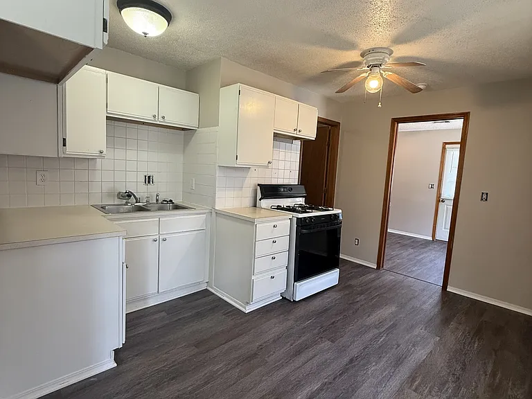 3150 W Mentor Ave — Photo 11