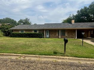 405 Rosewood St, Mount Pleasant, TX 75455