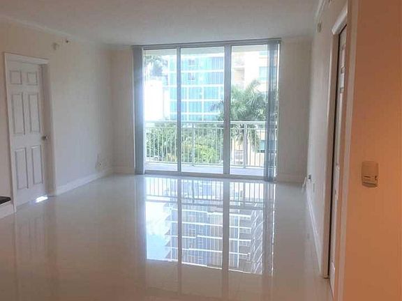 5th image of 2000 N Bayshore Dr APT 1003