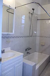 Rented by Roberto Guilbet, LREB