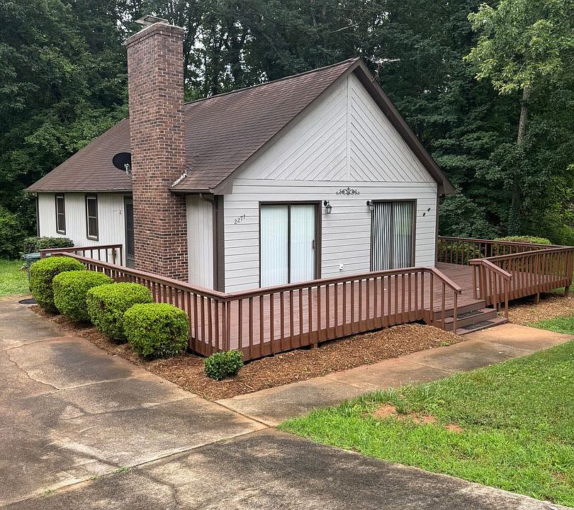 1st image of 2277 Starbrooke Dr