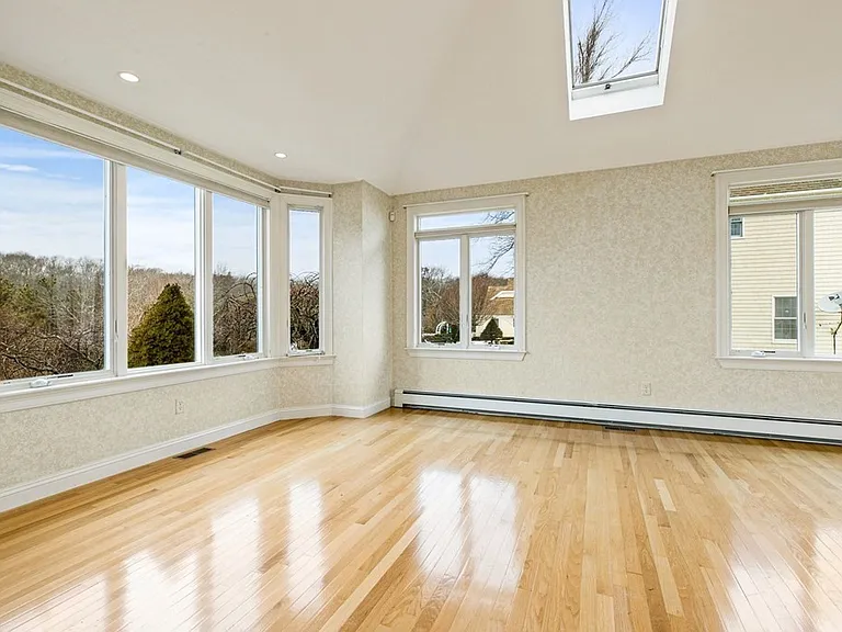 42 Oak Bluff Cir — Photo 15