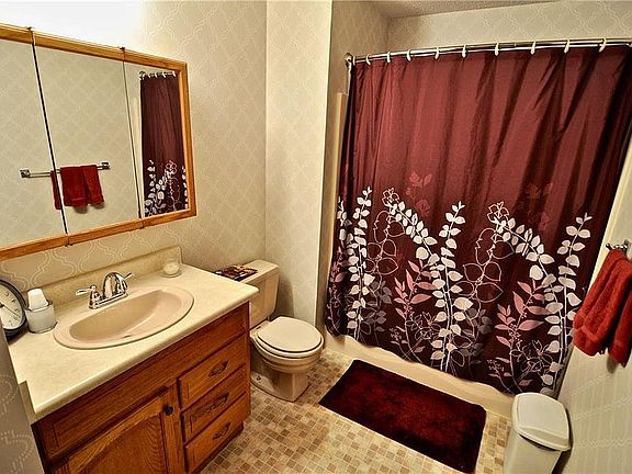 5th image of 117 Nordmere Dr