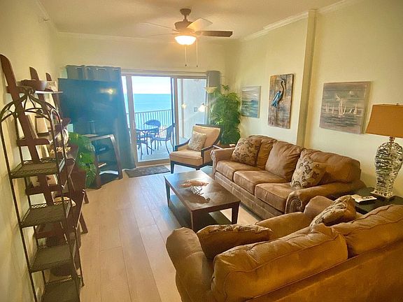 4th image of 1899 Beach Boulevard Cabana #504-4