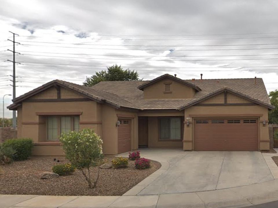 2nd image of 1950 E Yellowstone Pl