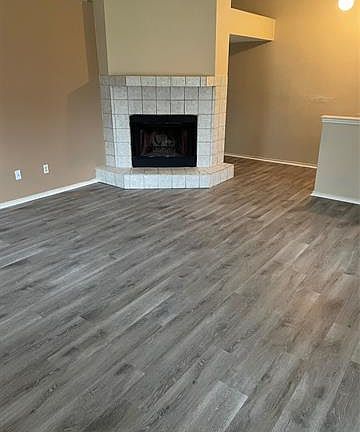 3rd image of 646 Duncan Dr