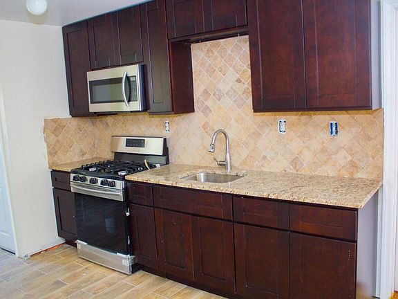 2nd image of 18 Campfield St #20