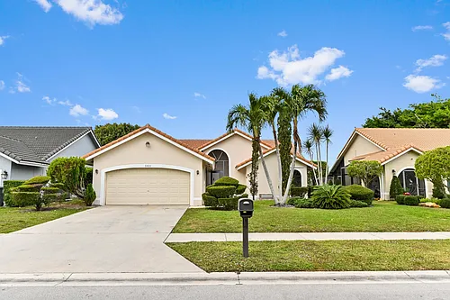 5421 Helene Cir Photo 1