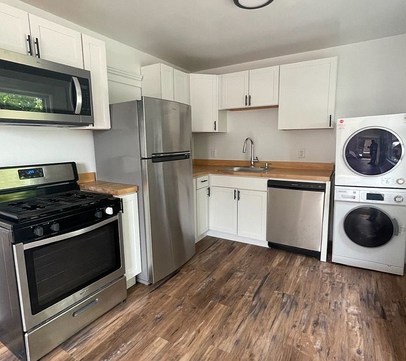 1st image of 244 Liberty St #3