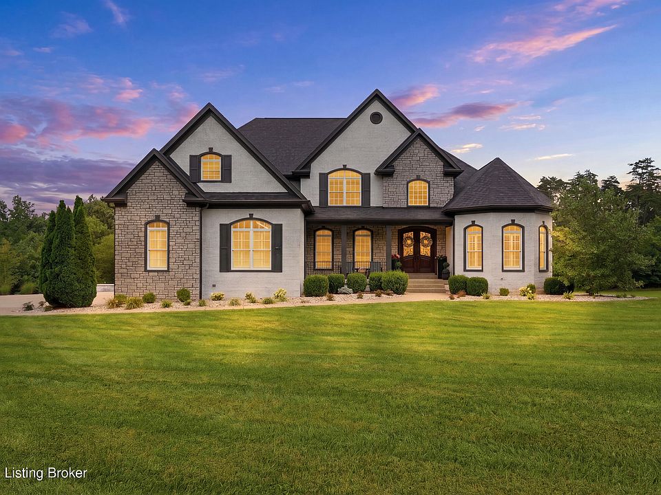1st image of 878 Woodsdale Farm Dr