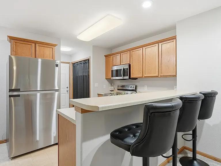 660 Magnolia Ln #2 — Photo 6