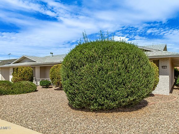 3rd image of 9326 W Willowbrook Drive