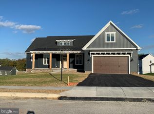 64 Bright Ln #22, Hanover, PA 17331