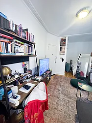 Rented by Urban Real Estate Inc