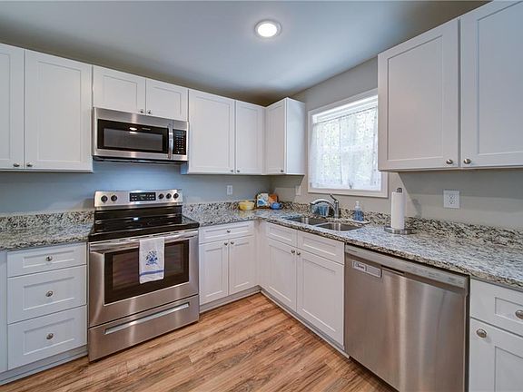 5th image of 2182 Ben Higgins Rd