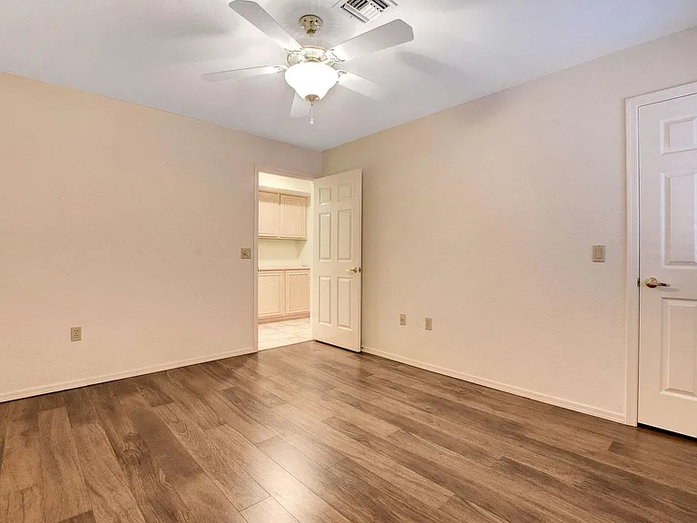3032 Hidden Treasure Dr — Photo 24