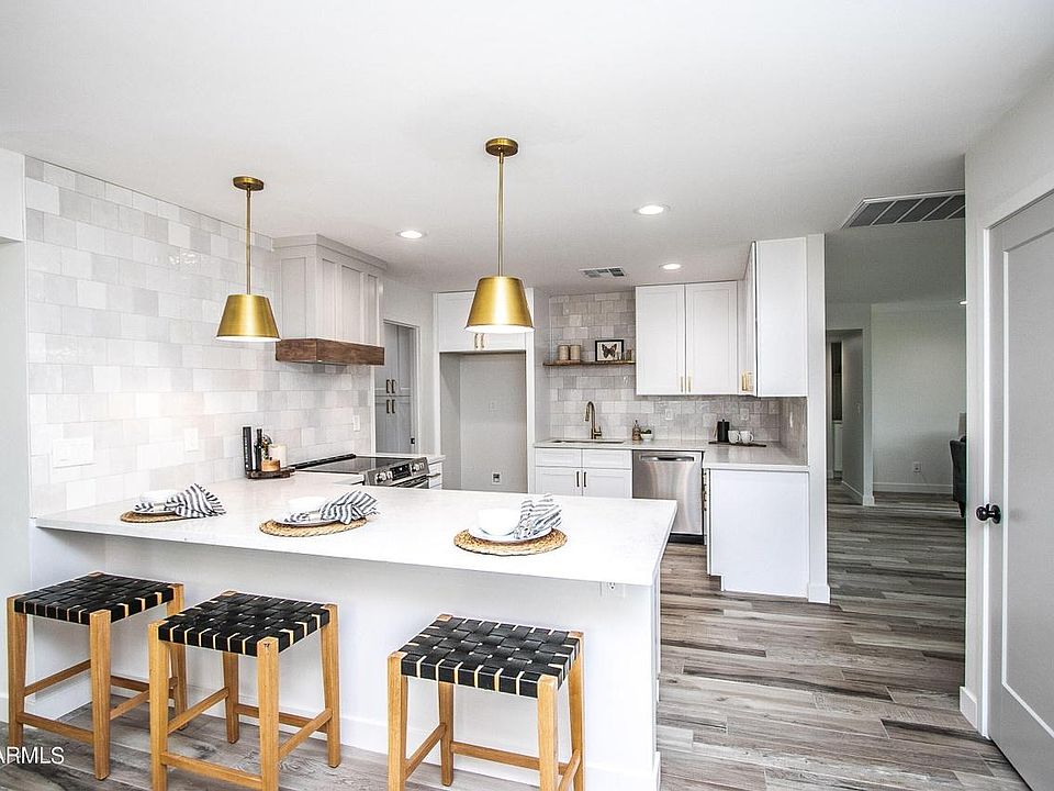 1st image of 5012 E Andora Dr