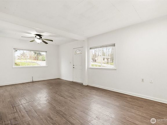 3rd image of 1505 Retsil Road SE