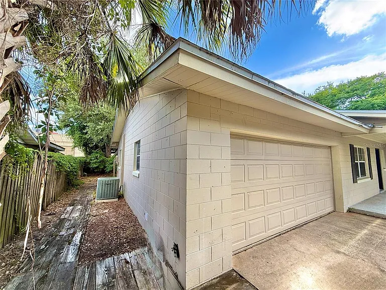 2810 Flowertree Rd — Photo 24
