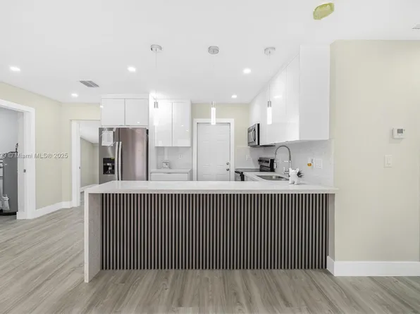 6741 SW 27th Ct, Miramar, FL 33023