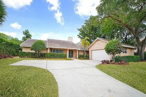 6943 Giralda Cir Photo 1