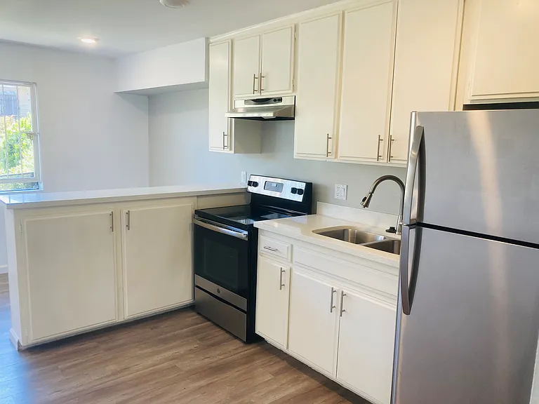 829 N Bunker Hill Ave #A — Photo 3