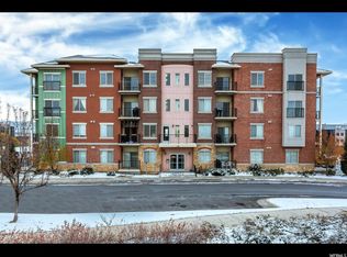 194 Albion Village Way APT 301, Sandy, UT 84070