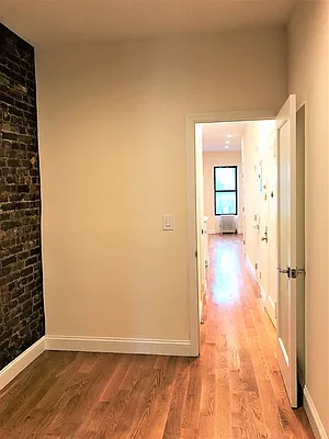 Rented by Bond New York | media 24