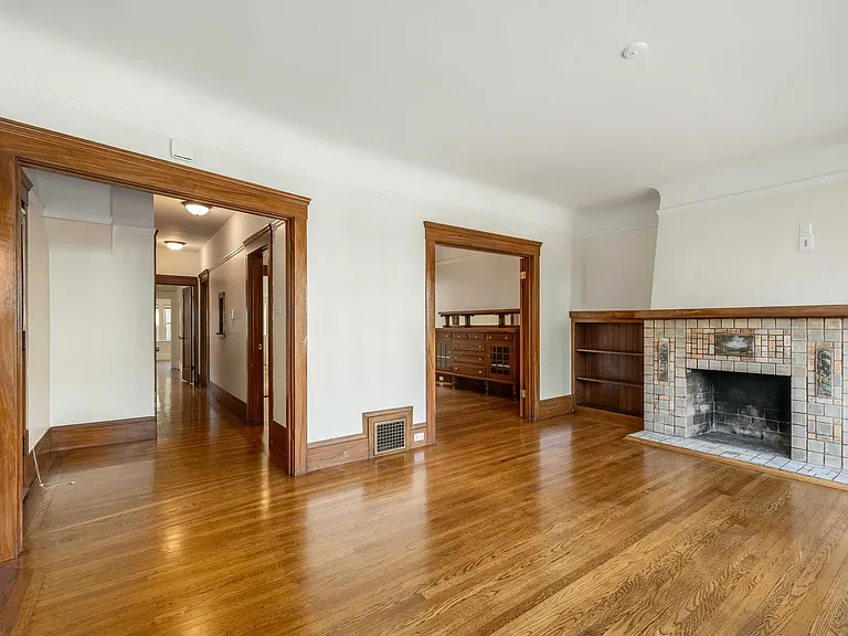 3533 Pierce St — Photo 3