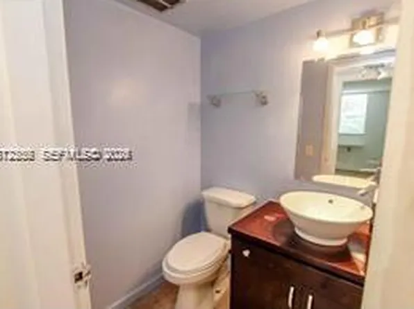 1805 Sans Souci Blvd, North Miami, FL