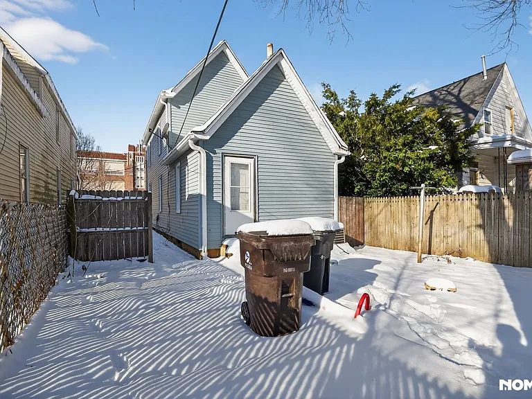 920 S Matthew St — Photo 24