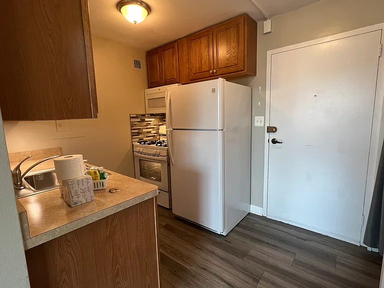 2030 F St NW #605 — Photo 17