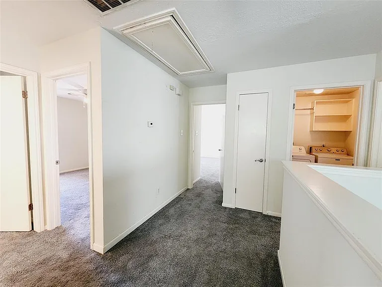 3115 Astor Ct — Photo 14